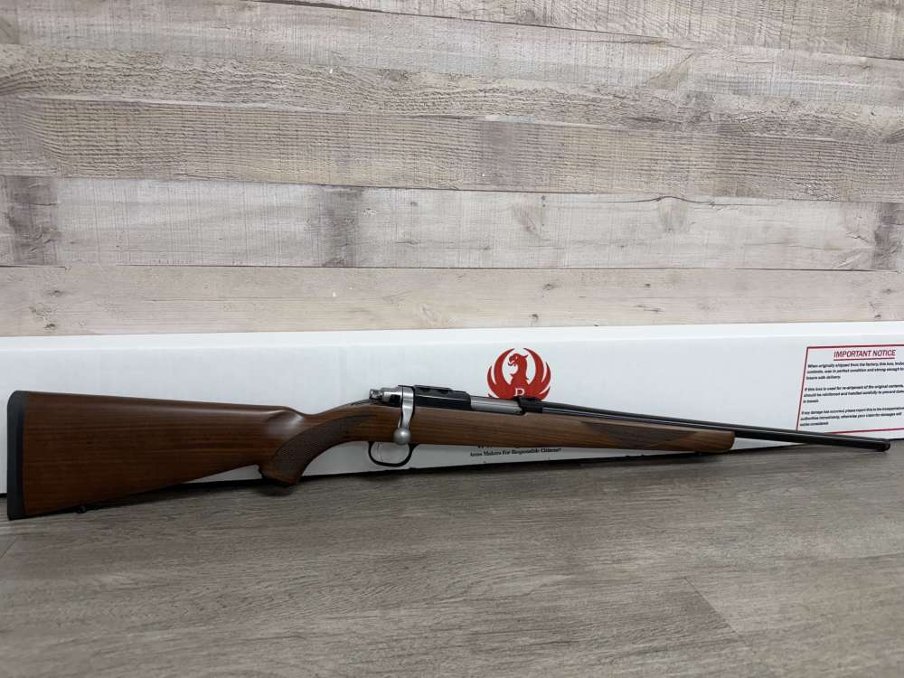 RUGER 77/22 22 HORNET 20" THREADED BARREL WALNUT STOCK 7225 BRAND NEW-img-1