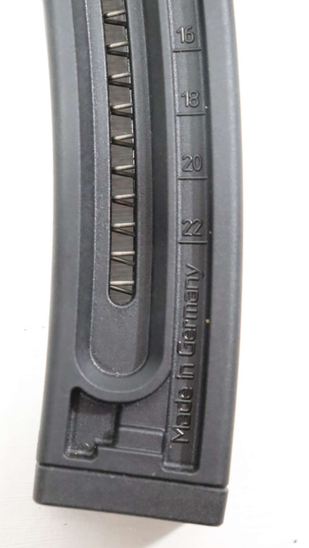 AMERICAN TACTICAL GSG-16 SEMI-AUTO .22 LR HIGH VELOCITY W/ 1 MAG-img-77