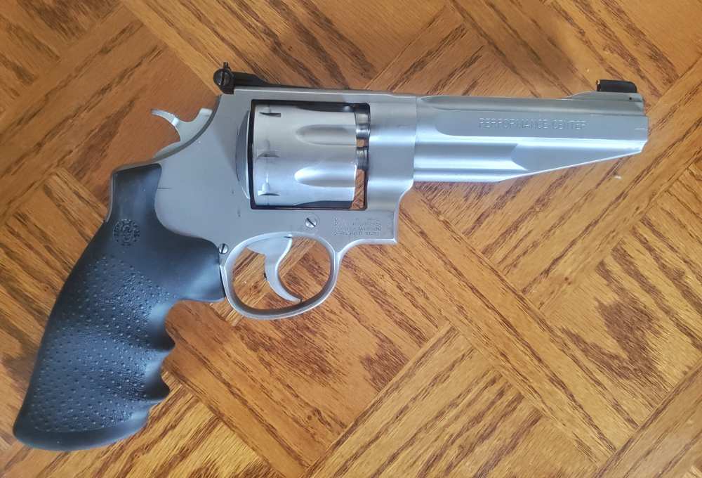 Smith & Wesson 627-5 Performance Center 8 Shot 357 Magnum Combat Revolver -img-2