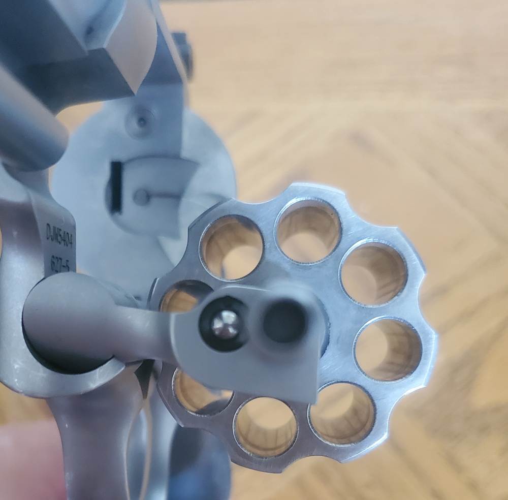 Smith & Wesson 627-5 Performance Center 8 Shot 357 Magnum Combat Revolver -img-13