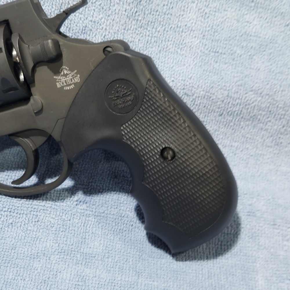 ROCK ISLAND ARMORY/ARMSCOR MODEL M200 REVOLVER .38SPL  4" BBL-img-8