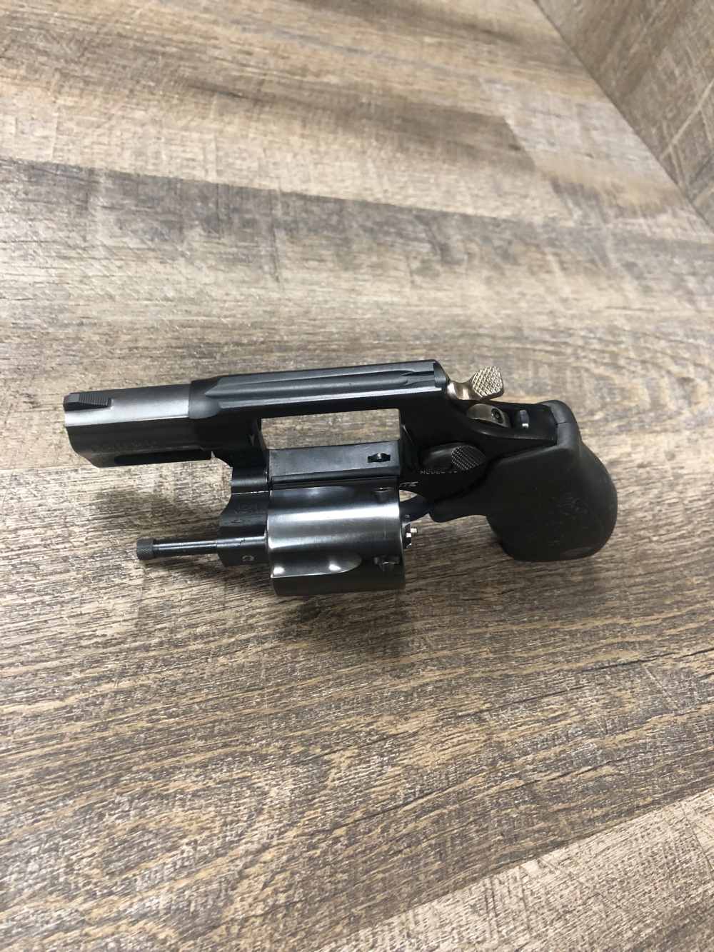 Taurus Model 85 Ultra Lite Revolver Black 5 Shot 38 Special 2" w/ Holster-img-9