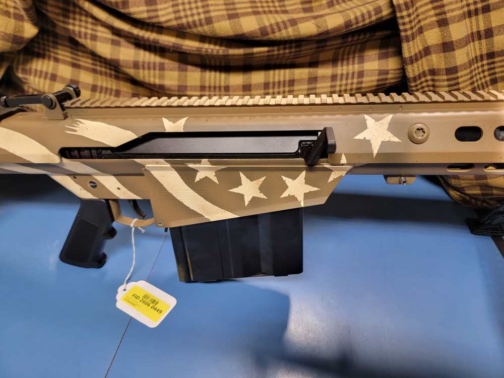 20153 BarrettM107A1 USA 250 Series 50 BMG 20" 1:15 w/Tomahawk, Coin & Case-img-3