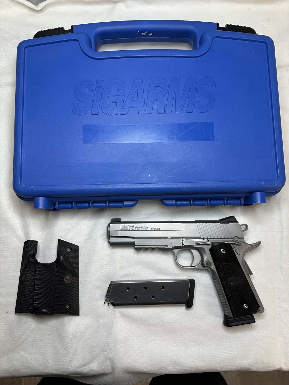 Sig Sauer, Sig Arms, GSR Revolution 1911, .45 ACP, Org. Case, Extra Grips-img-3
