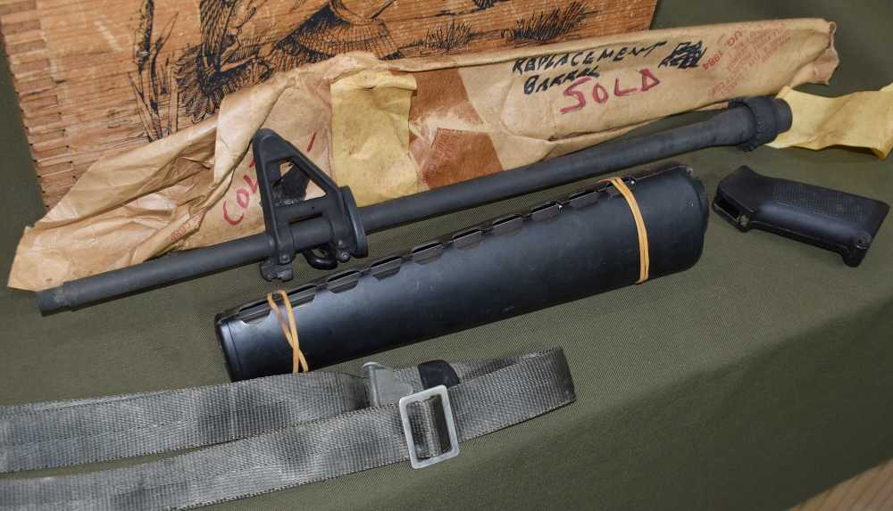 COLT SP1 M16 NOS Barrel Assembly with Vietnam Era Handguards & Sling-img-1