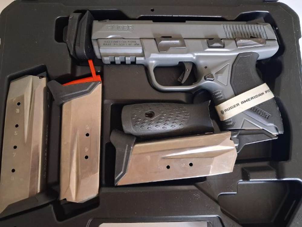 RUGER AMERICAN .45ACP COMPACT PISTOL NEW IN ORIG CASE-img-0