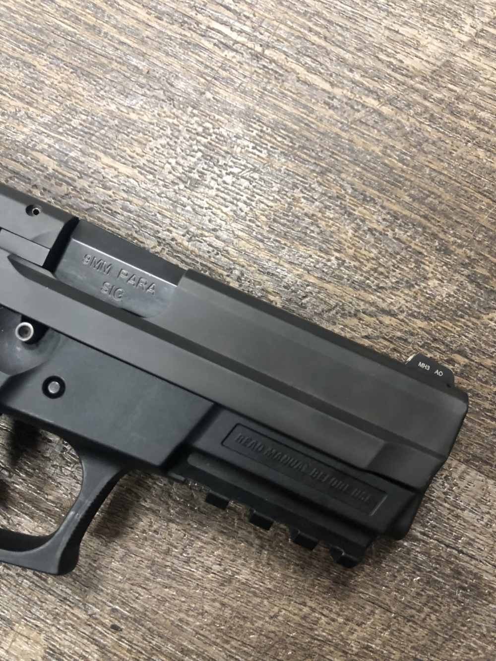 Sig Sauer SP2022 9mm Semi Auto Pistol 3.9" Black w/ One 15 Round Mag-img-15