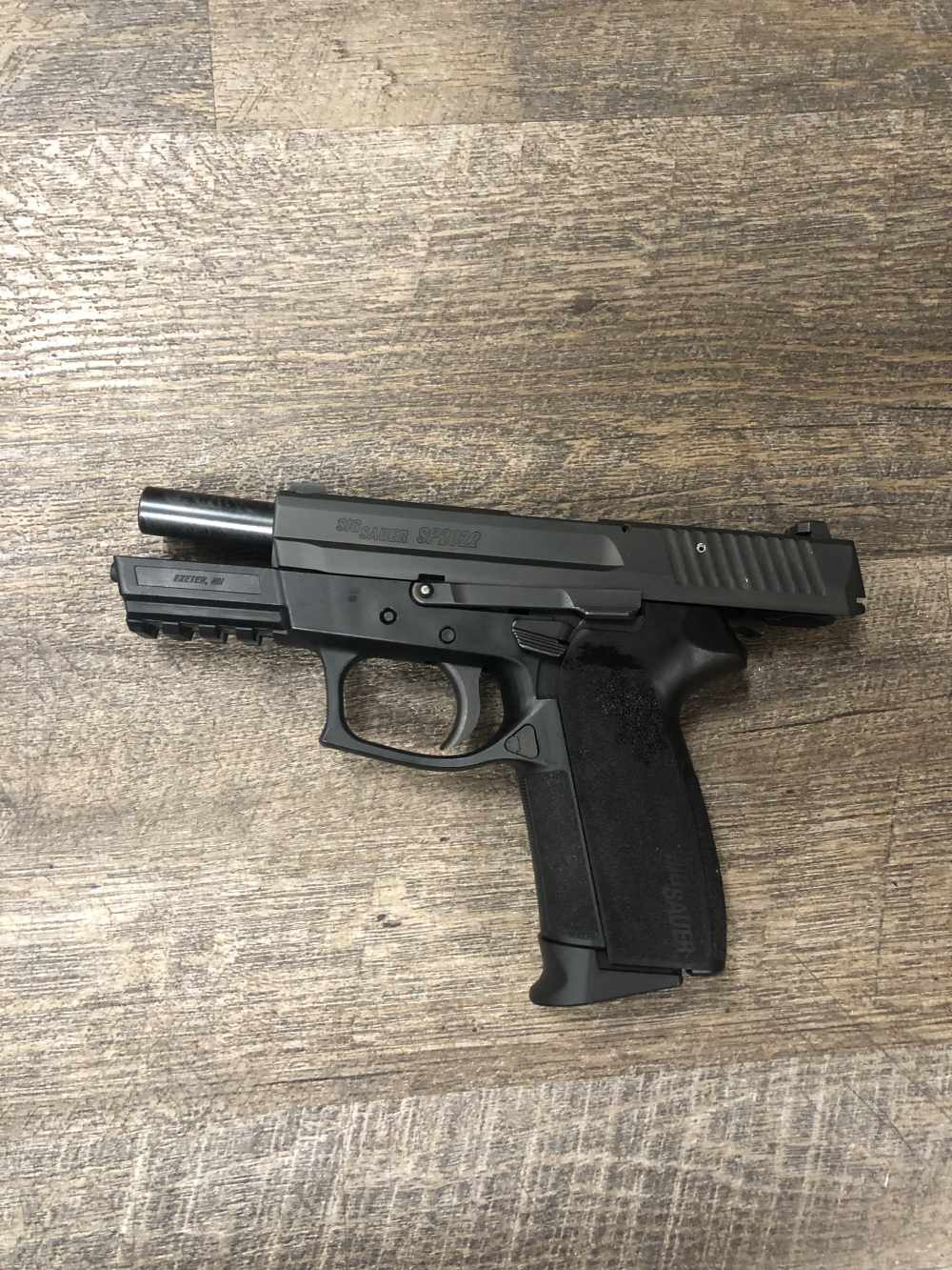 Sig Sauer SP2022 9mm Semi Auto Pistol 3.9" Black w/ One 15 Round Mag-img-18