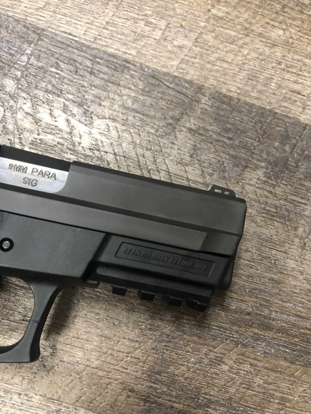 Sig Sauer SP2022 9mm Semi Auto Pistol 3.9" Black w/ One 15 Round Mag-img-10