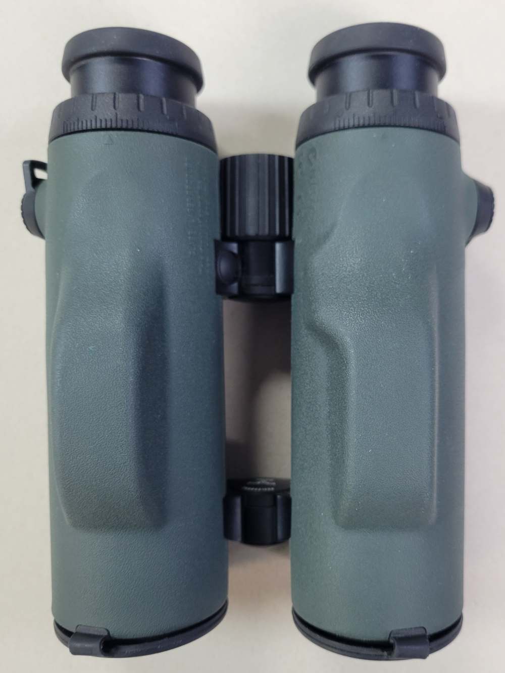 Swarovski EL Range 10x42-img-1