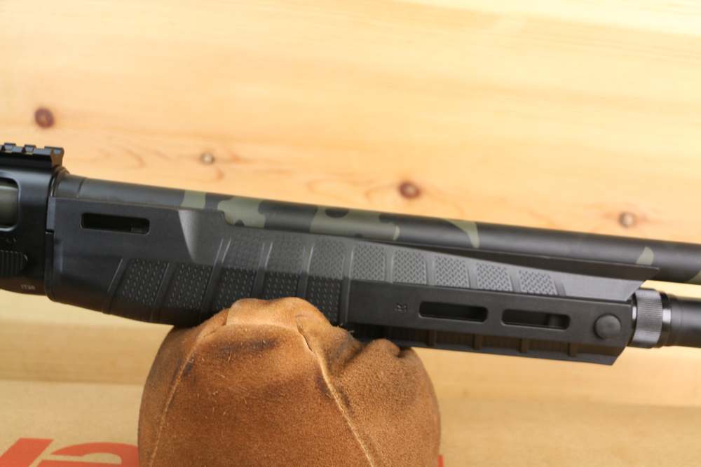 Benelli M2-G1 Tactical Shotgun 11622, 12 Ga, 18.5", 3" Chmbr, MultiCam, NIB-img-5
