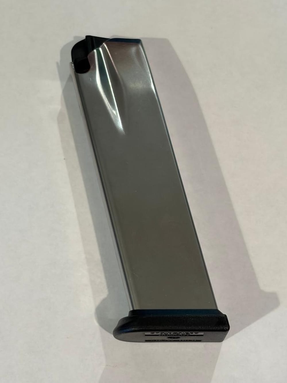 Springfield XDM .40 S & W 16 round magazine (ONE) NEW in factory package -img-4
