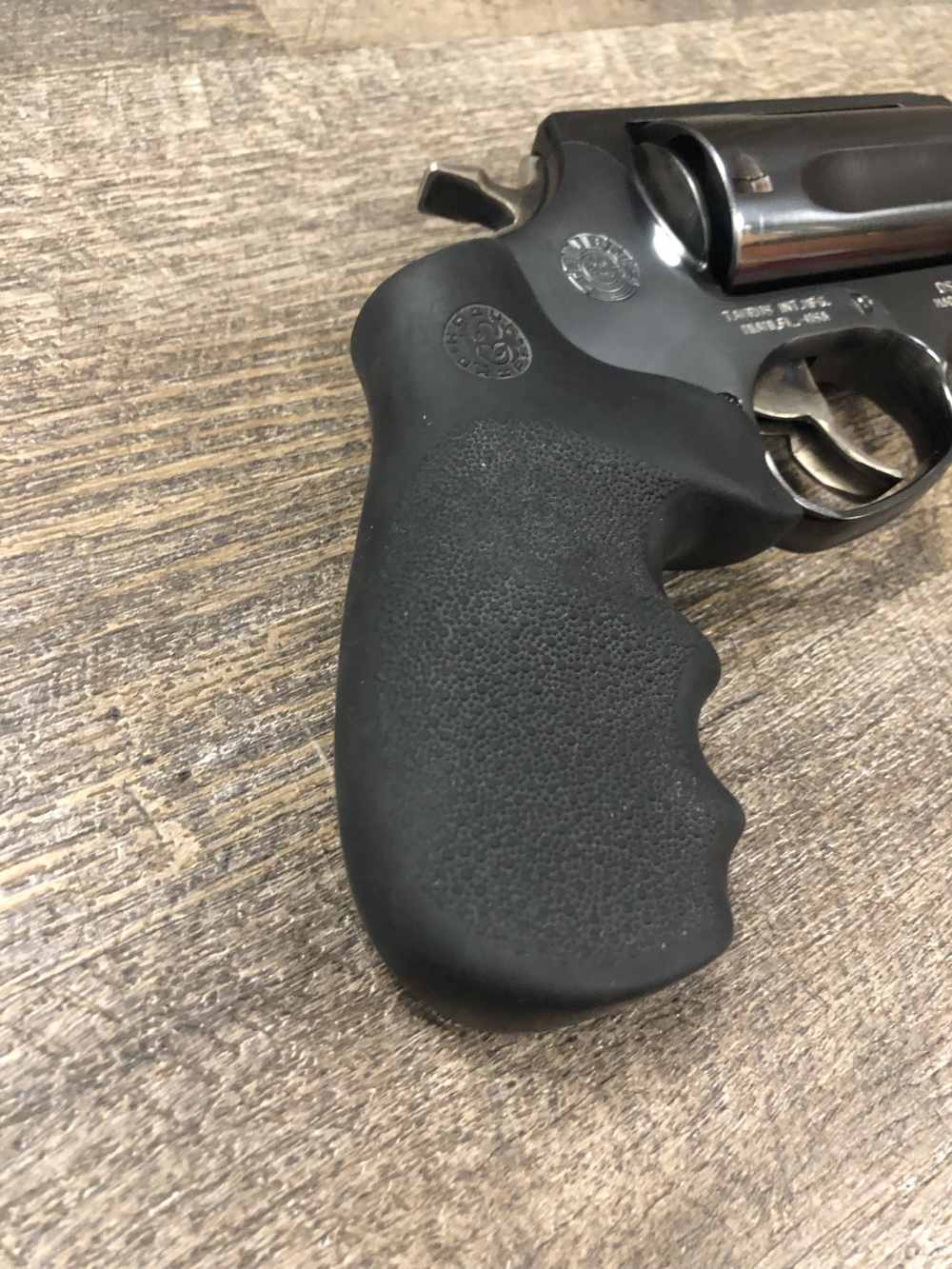 Taurus Judge 6.5" Revolver 410 Bore 45 Colt w/ Original Box 2 Grips Manual-img-9
