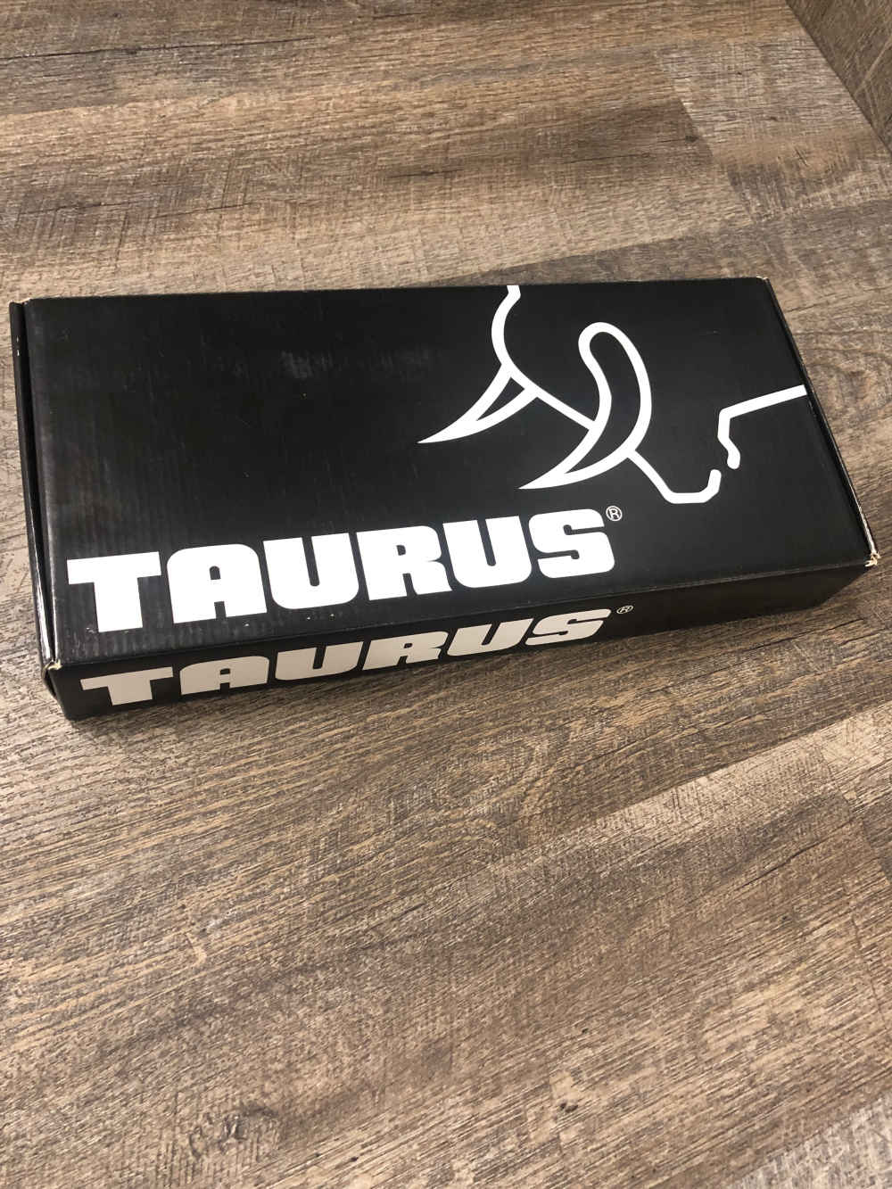 Taurus Judge 6.5" Revolver 410 Bore 45 Colt w/ Original Box 2 Grips Manual-img-24