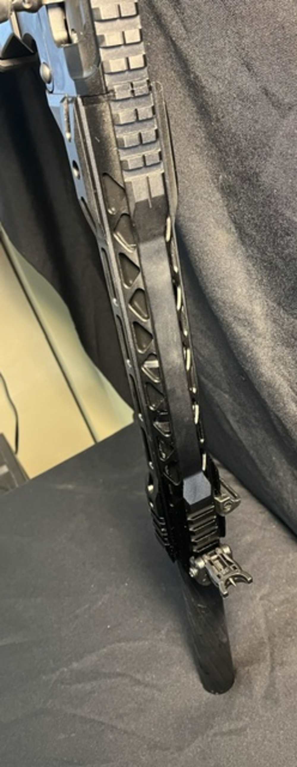 ROCKISLAND VR80 12 GUAGE SHOTGUN NR-img-2