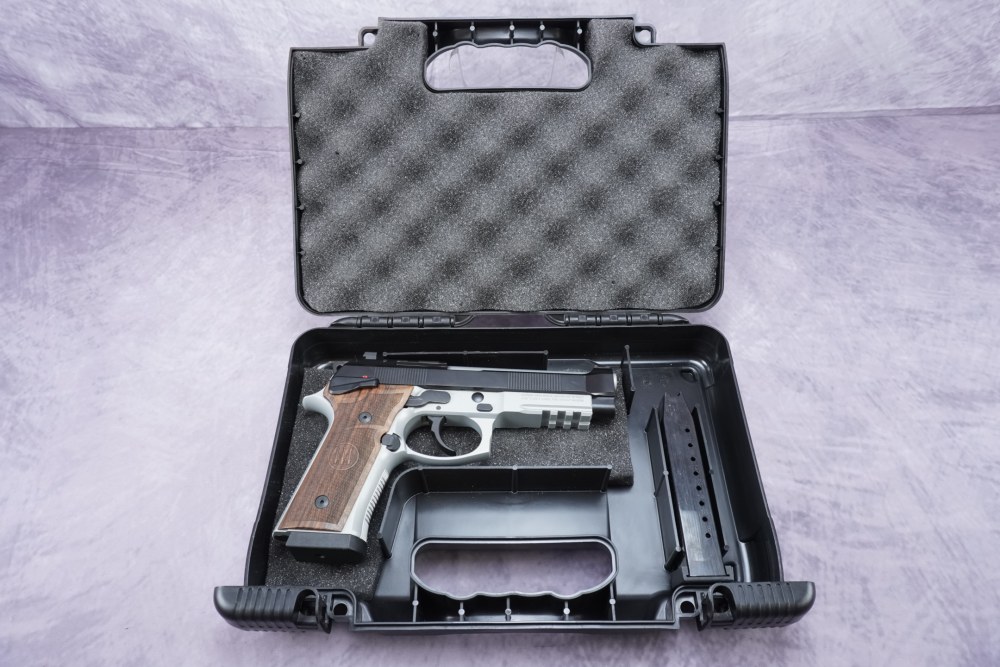 Beretta 92GTS Full Size Launch Edition 9mm 4.7" w/ 2 Mags & Box-img-22