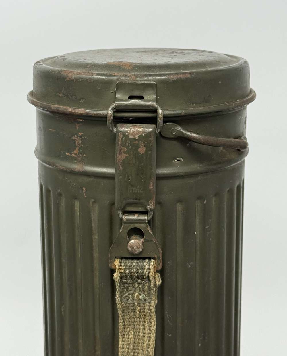 WW2 German Gas Mask with Cannister WWII field gear equipment uniform 1942-img-15
