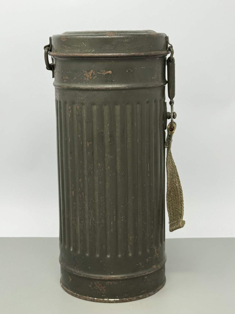 WW2 German Gas Mask with Cannister WWII field gear equipment uniform 1942-img-19