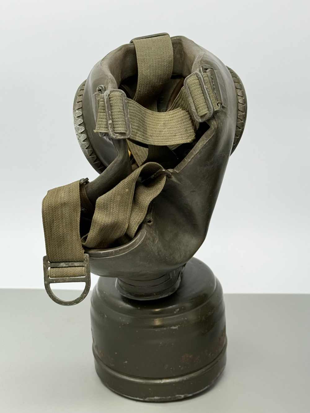 WW2 German Gas Mask with Cannister WWII field gear equipment uniform 1942-img-9