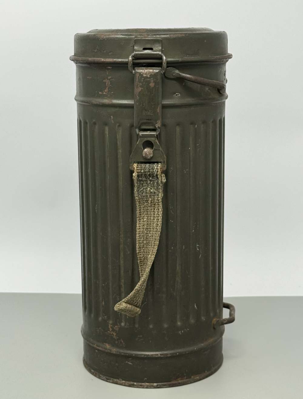 WW2 German Gas Mask with Cannister WWII field gear equipment uniform 1942-img-13