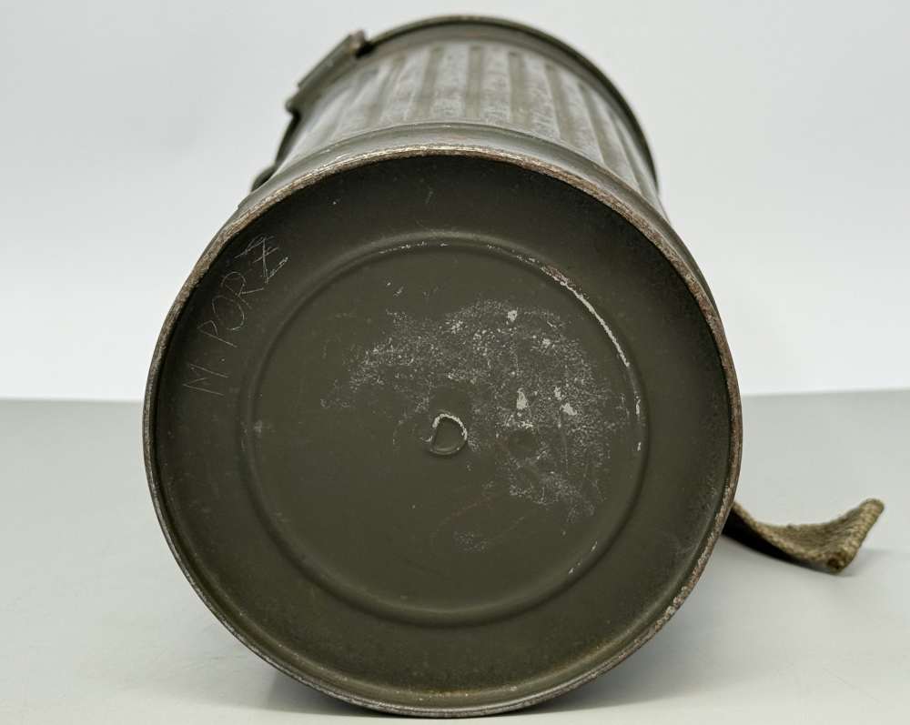 WW2 German Gas Mask with Cannister WWII field gear equipment uniform 1942-img-20