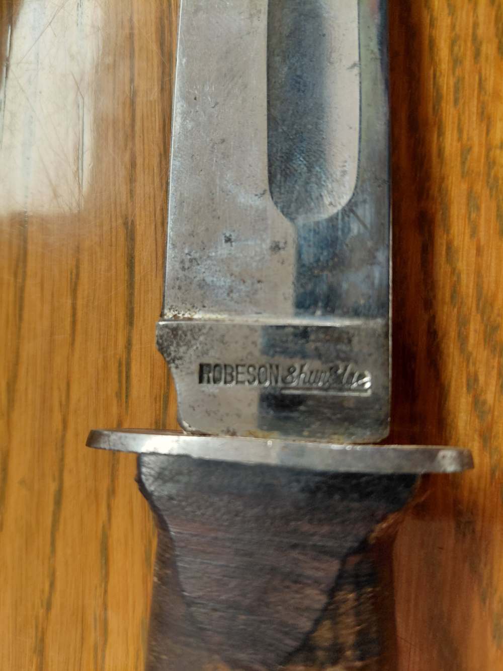 Robinson and Shuredge Post War Model 20 Knife and Sheath. -img-2