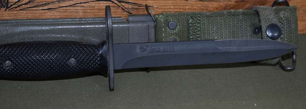 Colt M16 Bayonet-img-2