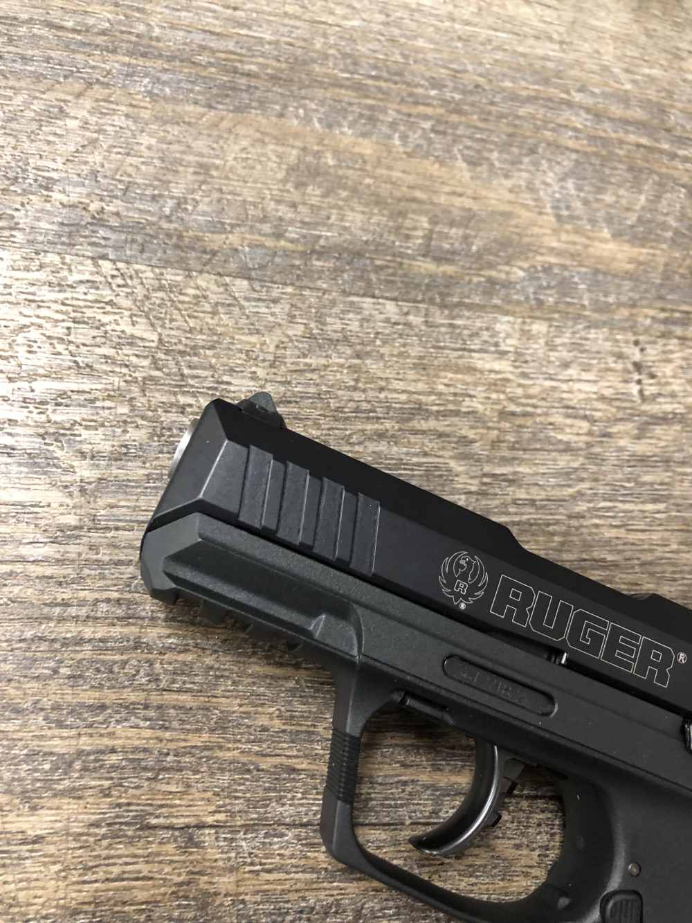 Ruger SR22 Semi Auto Pistol 3.5" Barrel 22LR w/ 4 Mags Manual Original Box-img-4