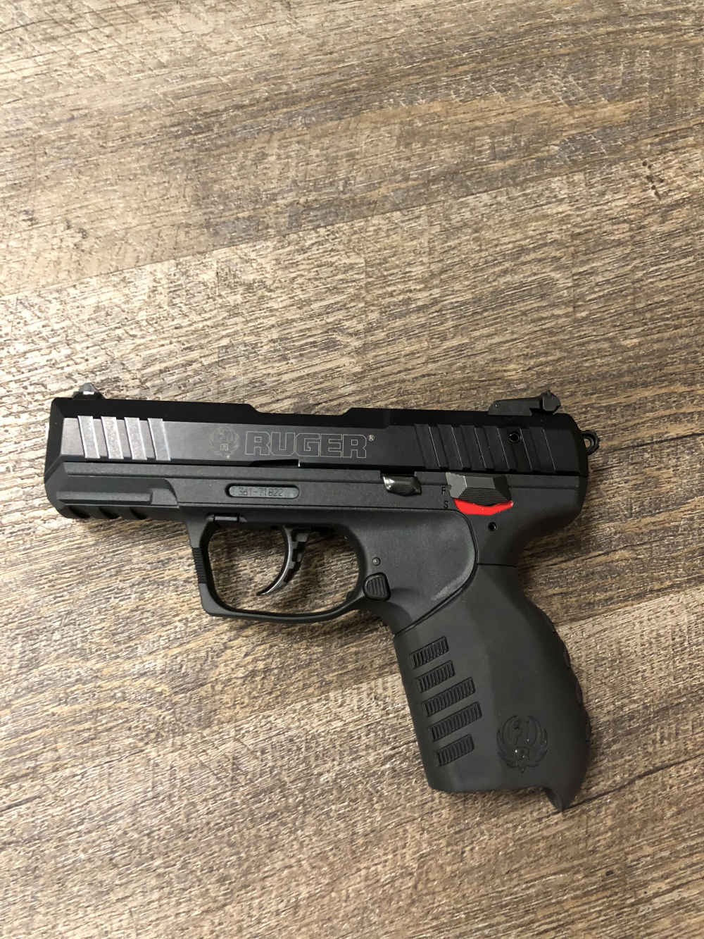 Ruger SR22 Semi Auto Pistol 3.5" Barrel 22LR w/ 4 Mags Manual Original Box-img-1