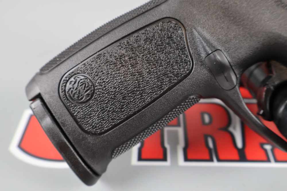 Smith & Wesson SD9VE 9mm 4.00"bbl STS & BLK w/Box-img-4
