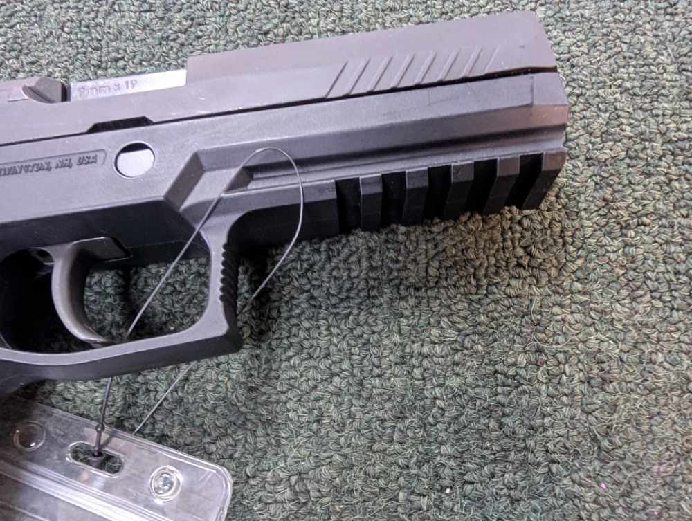 sig sauer p320 full size 9mm -img-9