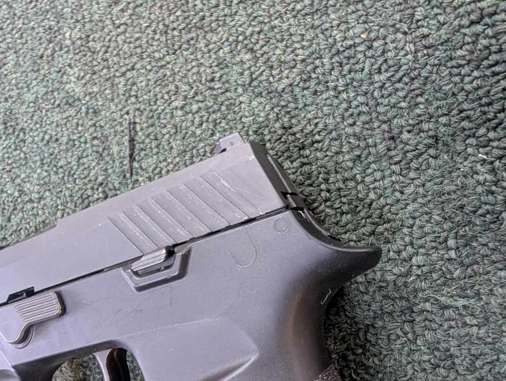 sig sauer p320 full size 9mm -img-13