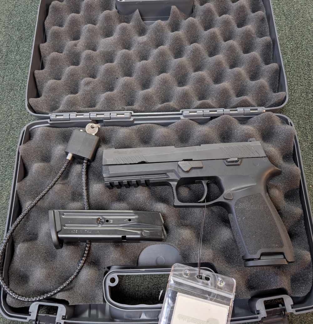 sig sauer p320 full size 9mm -img-0