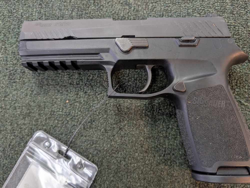 sig sauer p320 full size 9mm -img-3