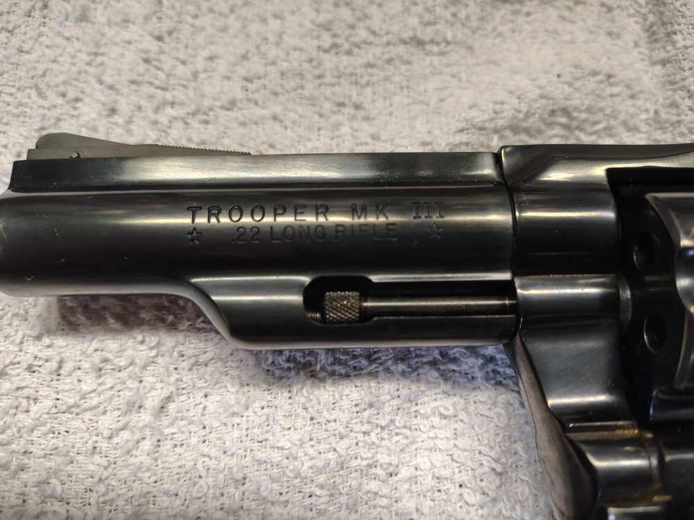 rare Colt Trooper MK III 22lr 4"-img-5