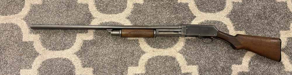 Wards Western Field Model 35 (Stevens 520) 12 GA Pump Shotgun 30" c. 1940s-img-0