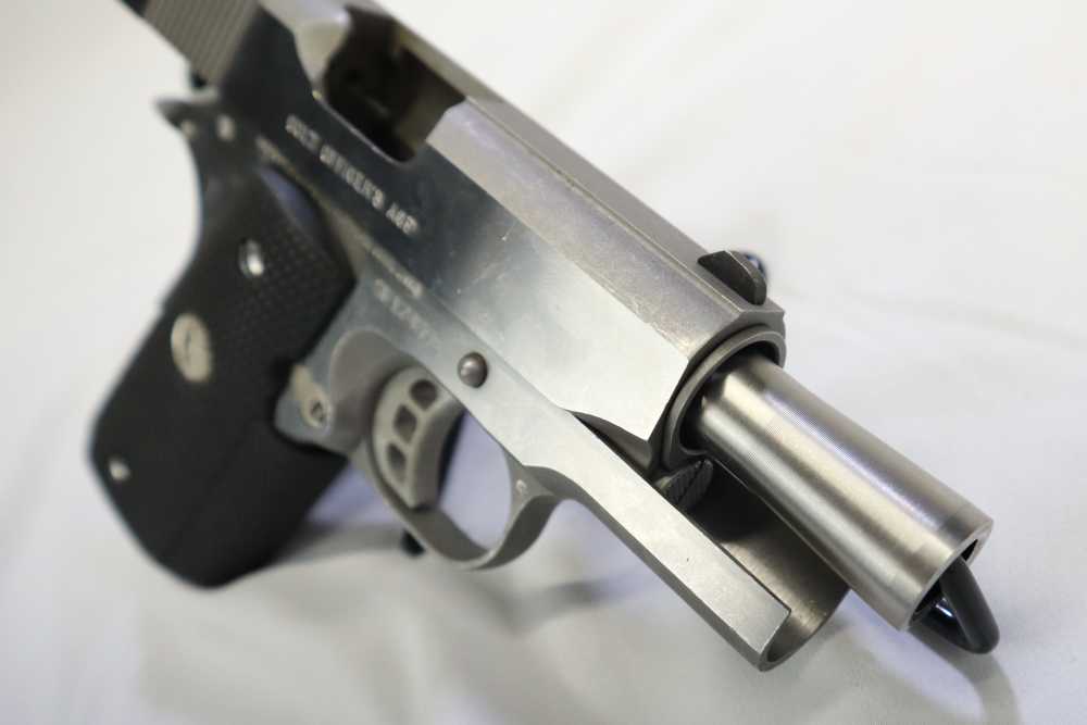 Colt MK IV Series 80 Officers .45 ACP-img-8