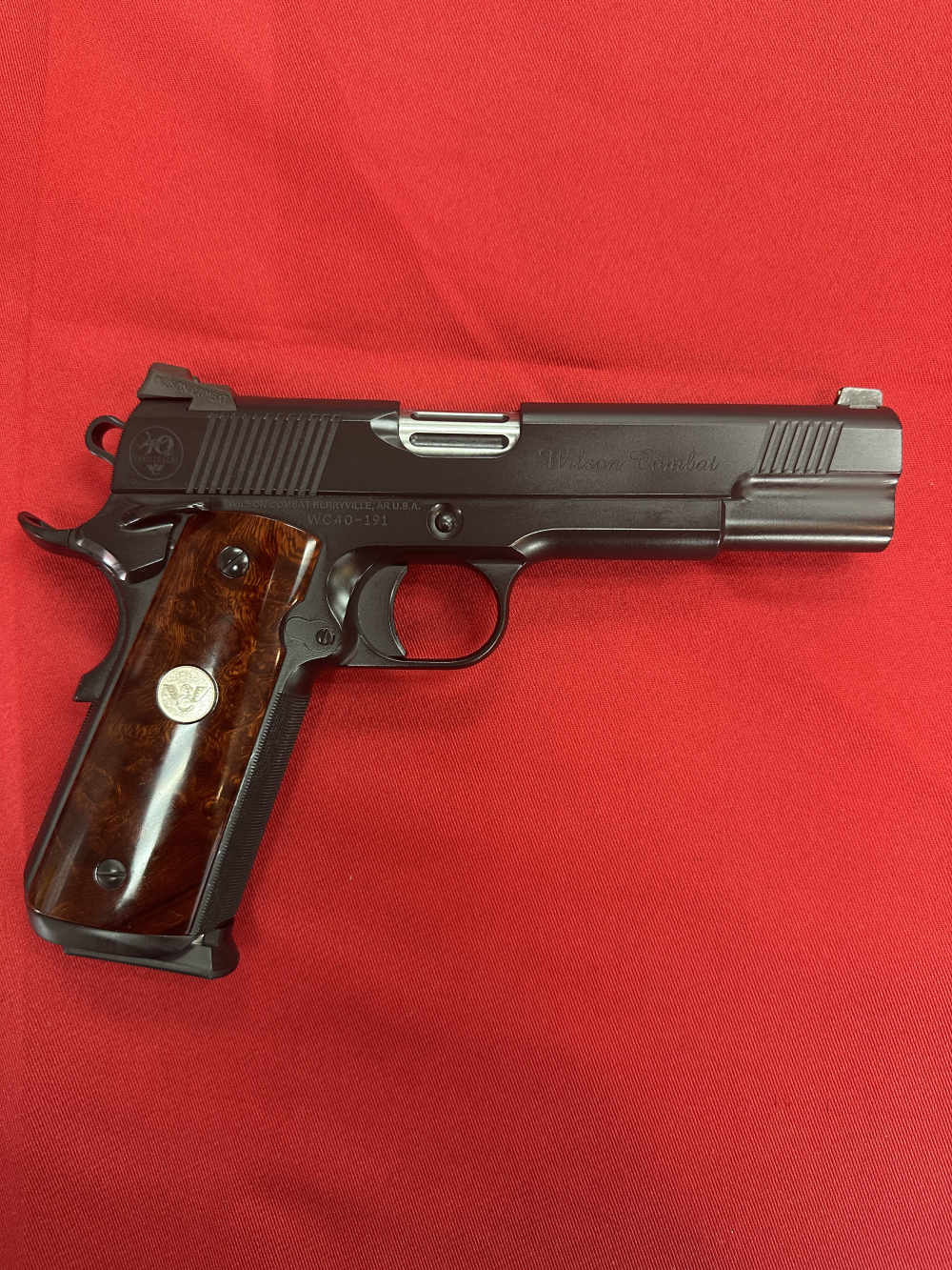 Wilson Combat 1911 40th Anniversary CQB Elite - 9mm Gold Bead Burl Ironwood-img-0