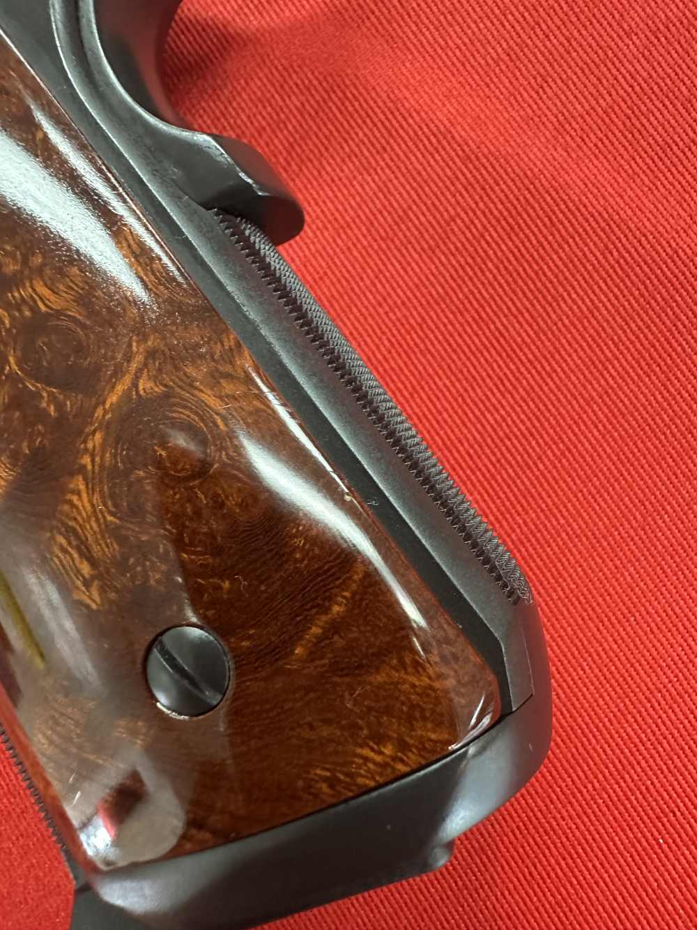 Wilson Combat 1911 40th Anniversary CQB Elite - 9mm Gold Bead Burl Ironwood-img-8