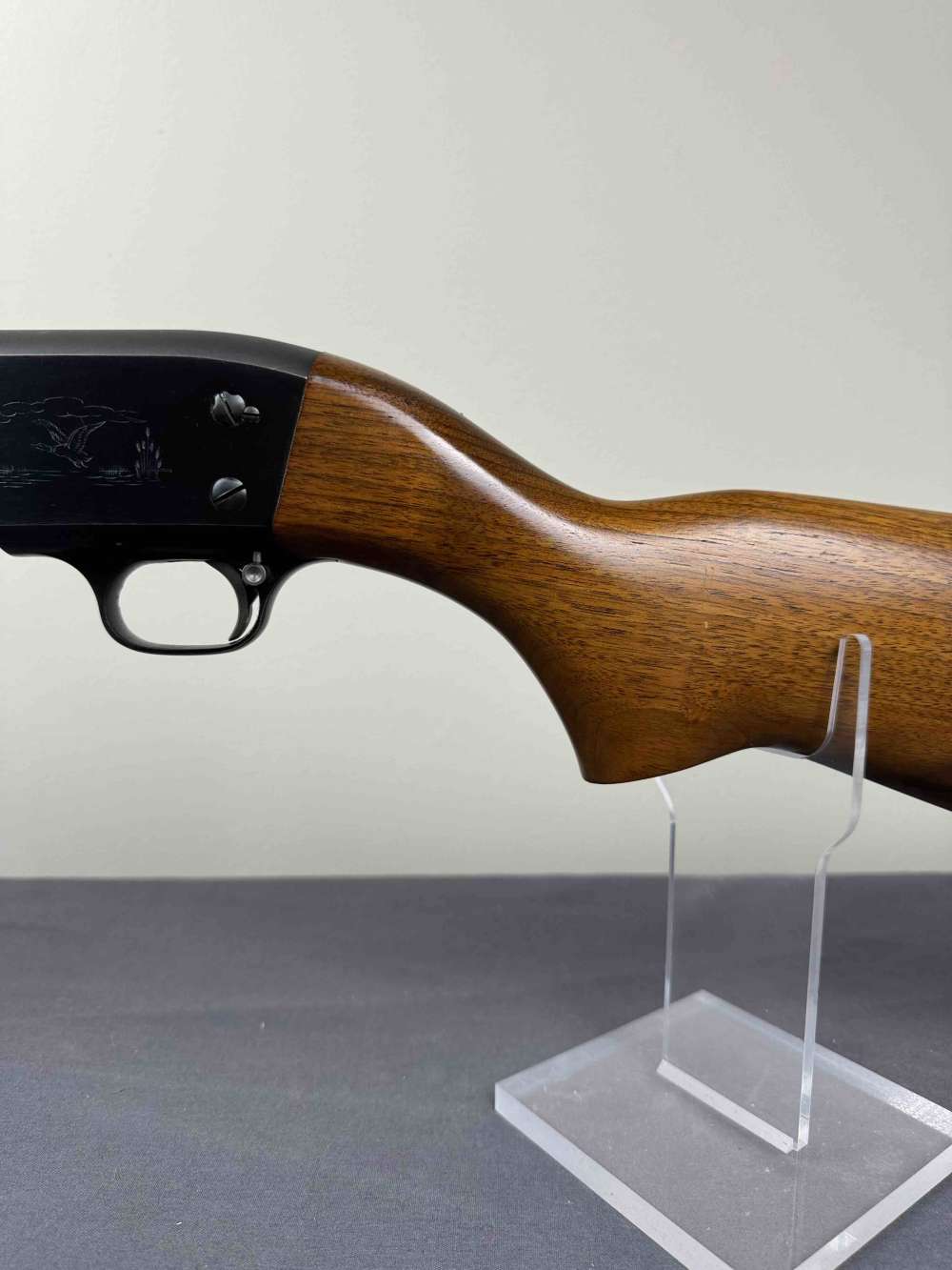 Ithaca Model 37 Featherlight 12 gauge pump-img-18