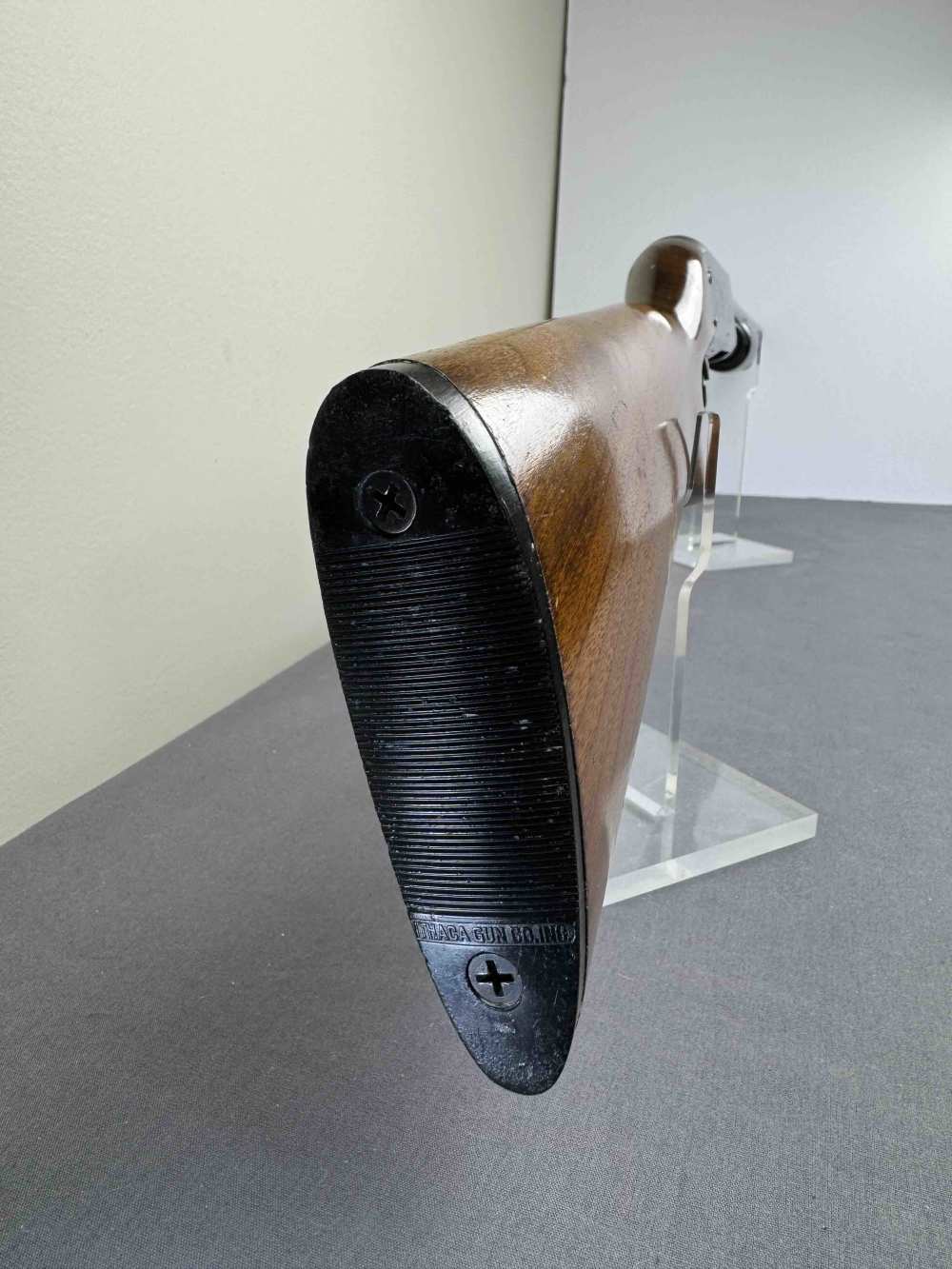 Ithaca Model 37 Featherlight 12 gauge pump-img-10