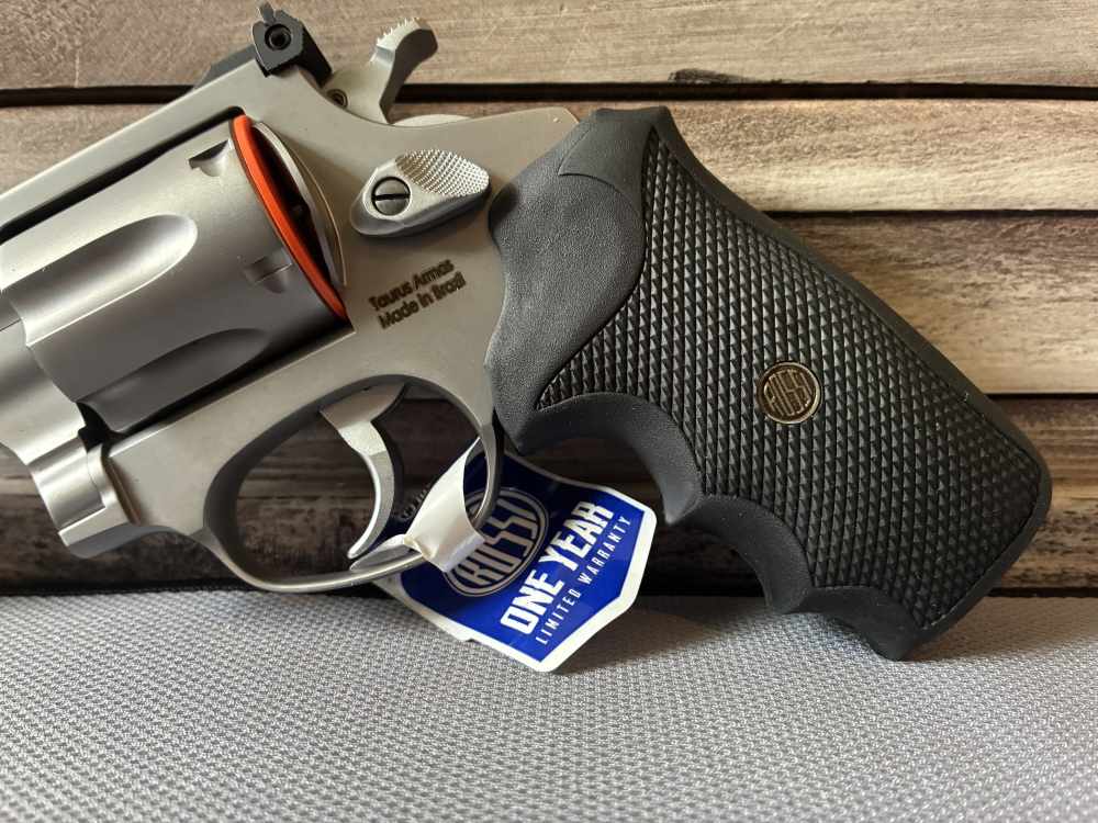 NIB Rossi RM64 357 Magnum | 38 Special 6 Shot IN STOCK-img-14