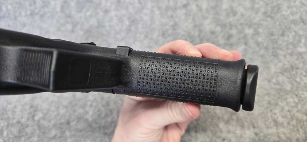 Glock G34 Gen 5 MOS 9mm 5" 17 rd Pistol | 3 mags, extra MOS plates, box-img-19