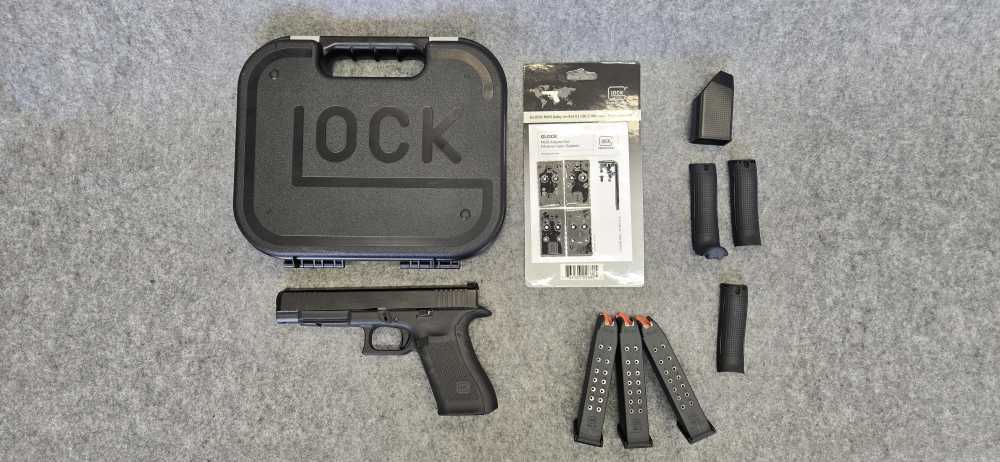 Glock G34 Gen 5 MOS 9mm 5" 17 rd Pistol | 3 mags, extra MOS plates, box-img-0