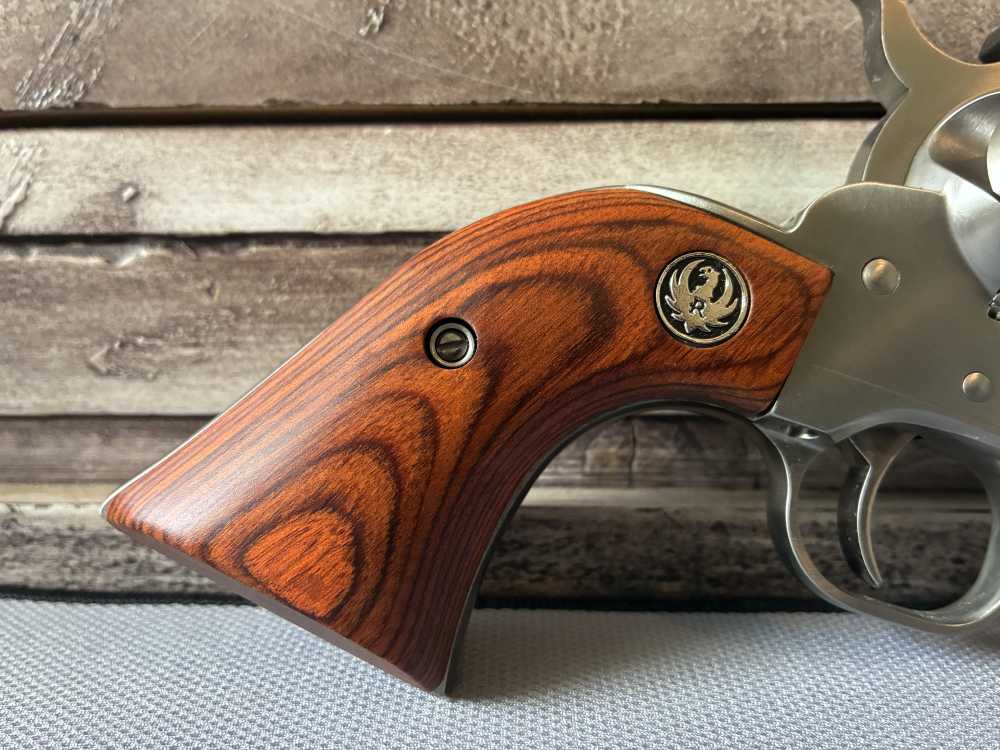 NIB Ruger Blackhawk 357 Magnum | 38 Special 6 IN STOCK-img-4