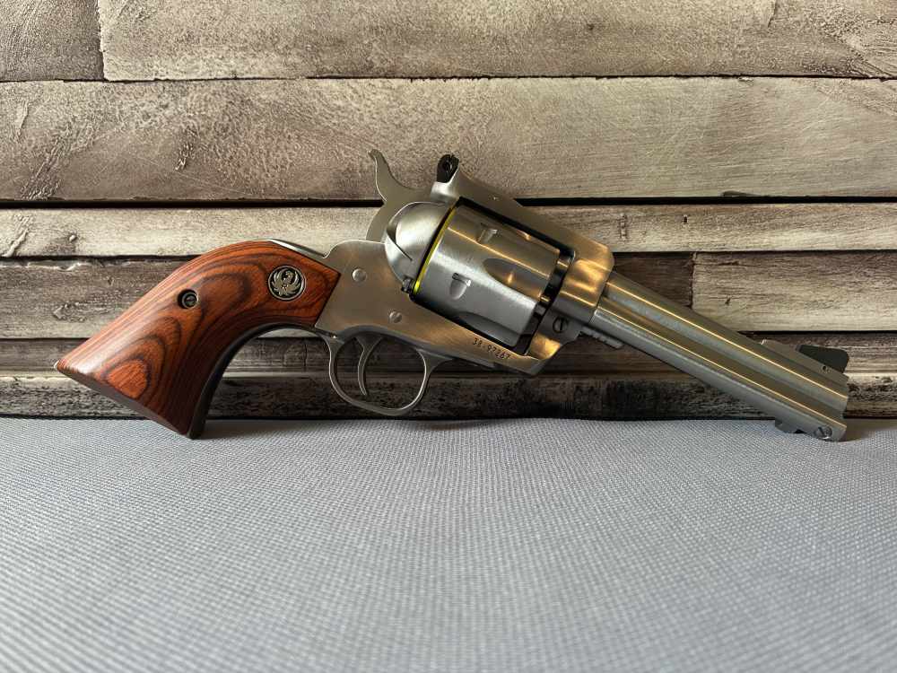 NIB Ruger Blackhawk 357 Magnum | 38 Special 6 IN STOCK-img-3