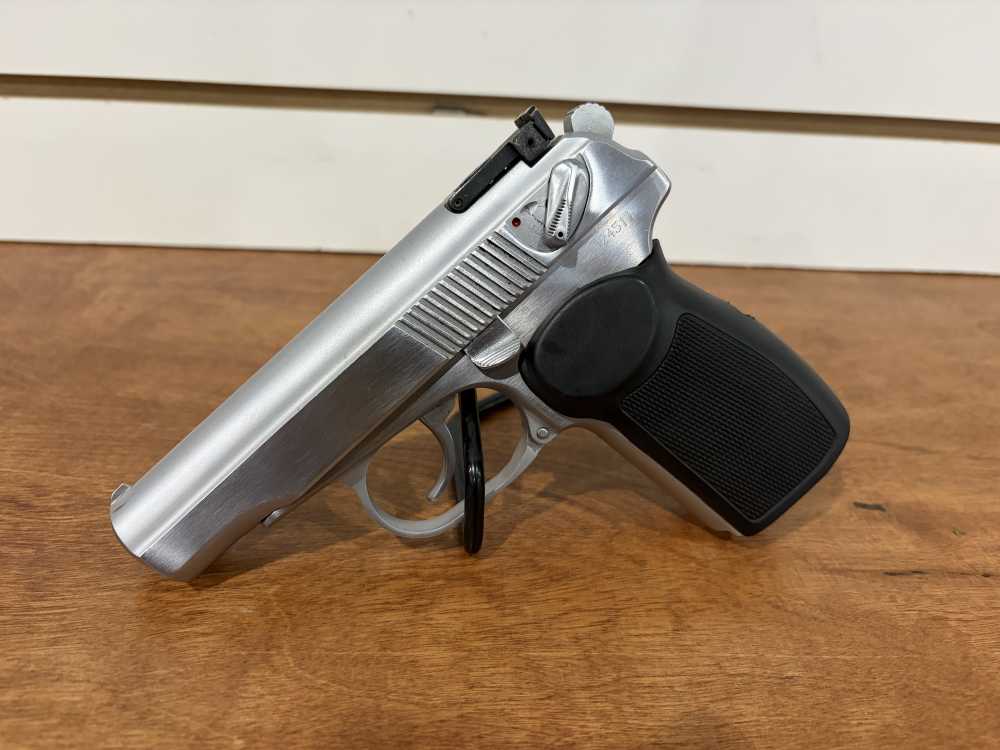 MAKAROV PISTOL-img-1