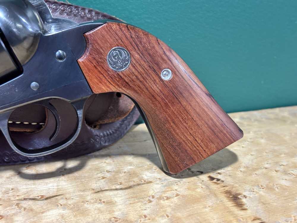 Ruger Bisley New Model Blackhawk .41 Mag 7.5" Barrel Blued w/ Holster-img-10