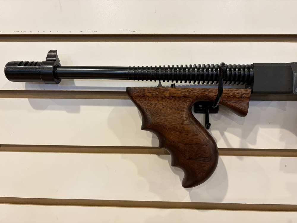 Auto ordinance Thompson sub machine gun-img-8