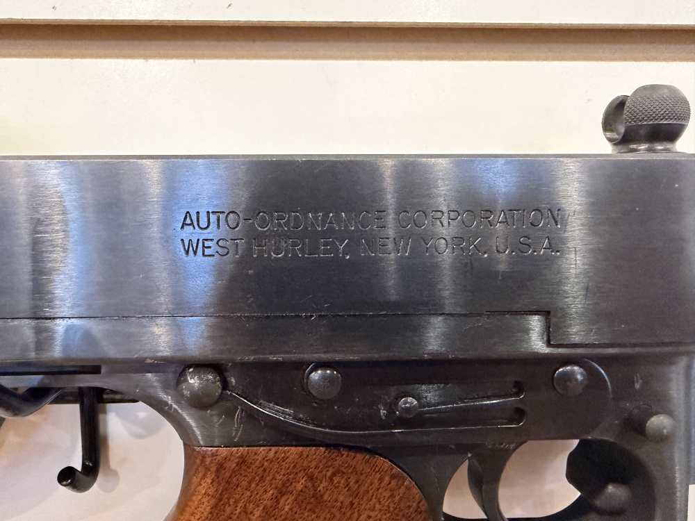 Auto ordinance Thompson sub machine gun-img-4